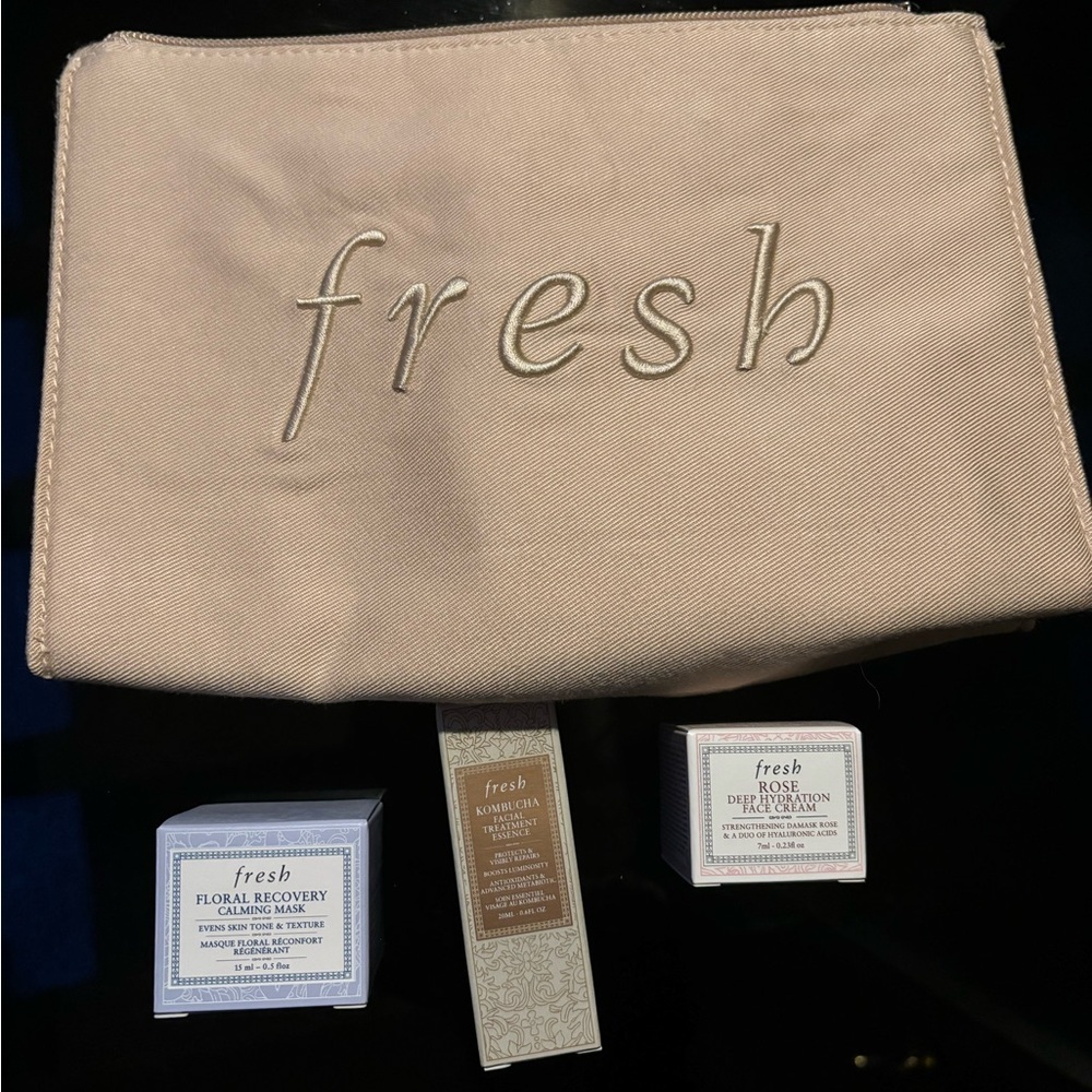 Fresh Skincare Set with Cosmetic Bag